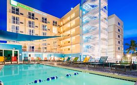 Holiday Inn Express&Suites Nassau